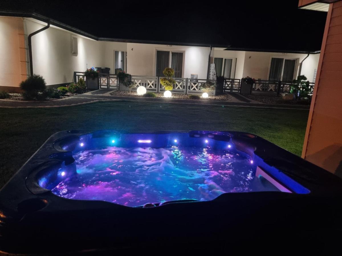 Apartamenty Dzemejra - Jumeirah Ujście-Darłowskie Екстериор снимка